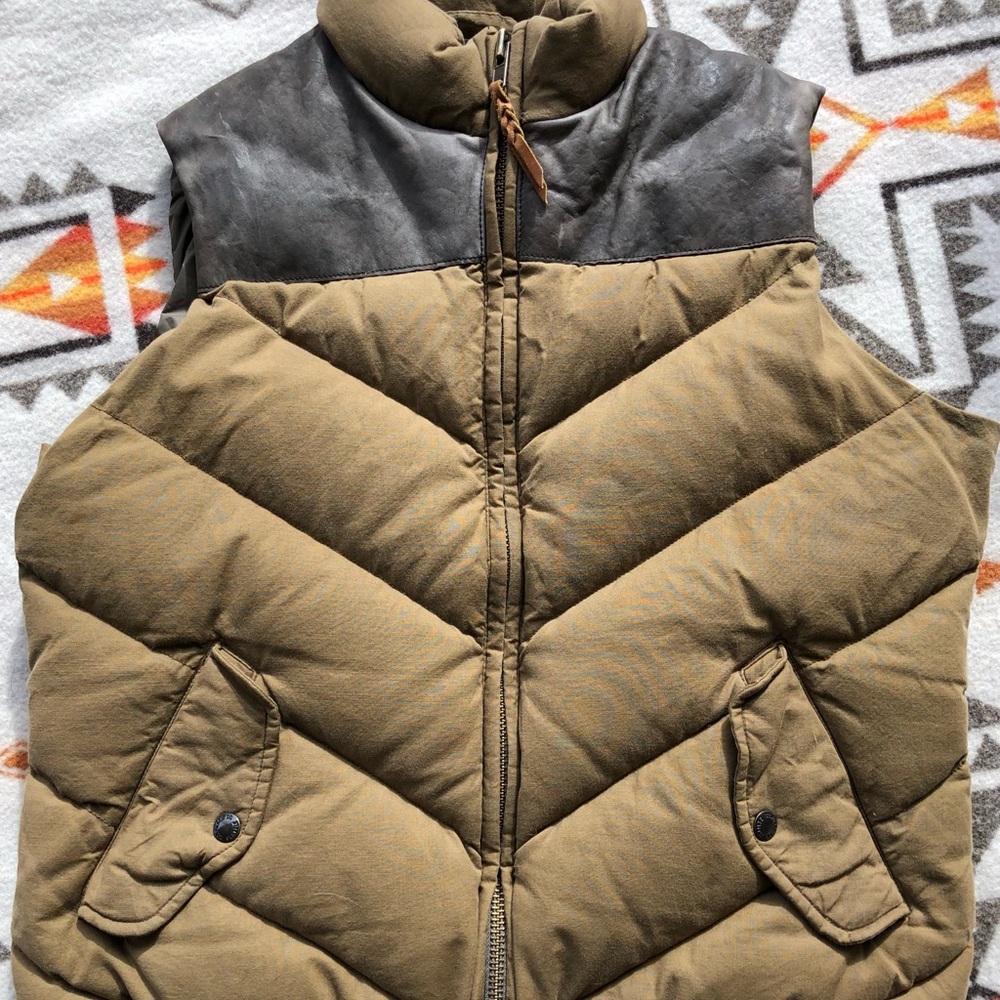 Filson Womens Down Calfskin Antique Bronze Vest Large excellent used condition